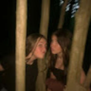 Meet your Posher, Sidney